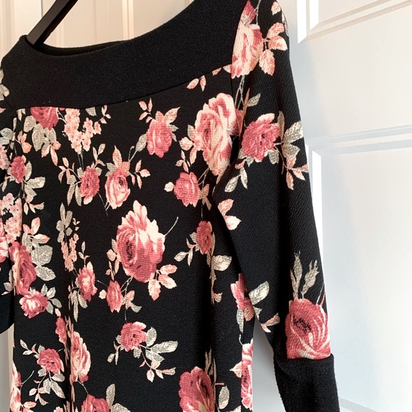 Boutique Floral Tunic Dress - Picture 3 of 7